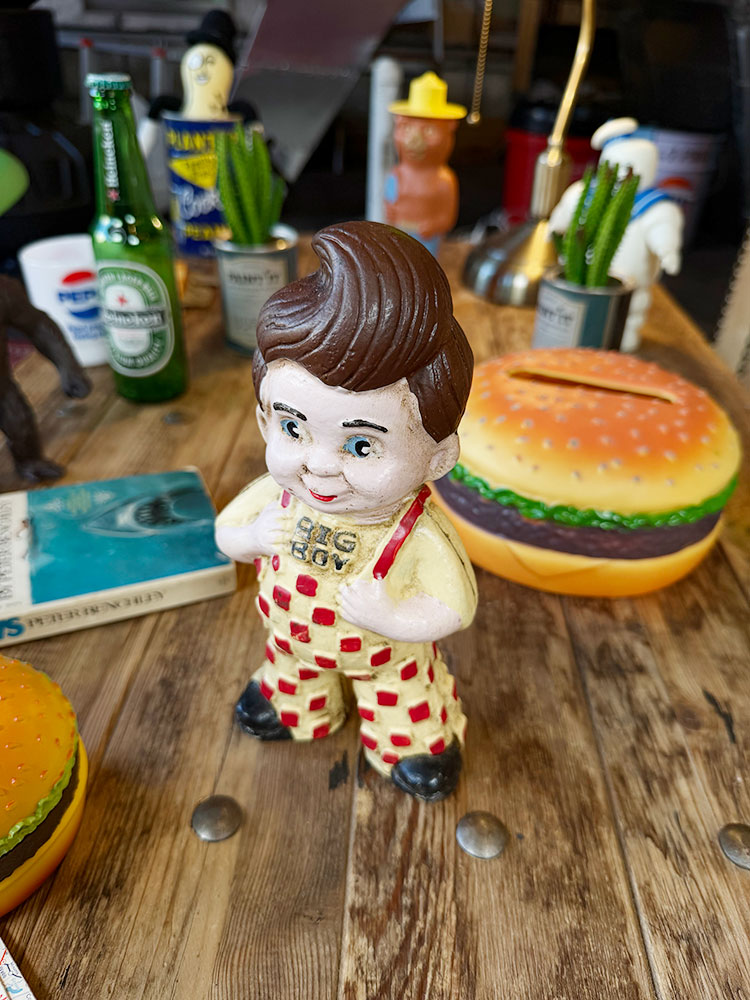 ビッグボーイ　キャストアイアン製　ヴィンテージオブジェ ■ アメリカン雑貨 アメリカ雑貨 |  | 02