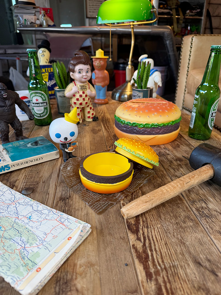 ハンバーガー　灰皿＆小物入れ　ポリレジン　オブジェ ■ アメリカン雑貨 アメリカ雑貨 |  | 02