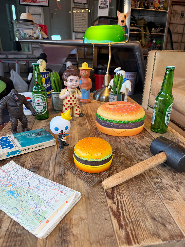 ハンバーガー　灰皿＆小物入れ　ポリレジン　オブジェ ■ アメリカン雑貨 アメリカ雑貨 |  | 04