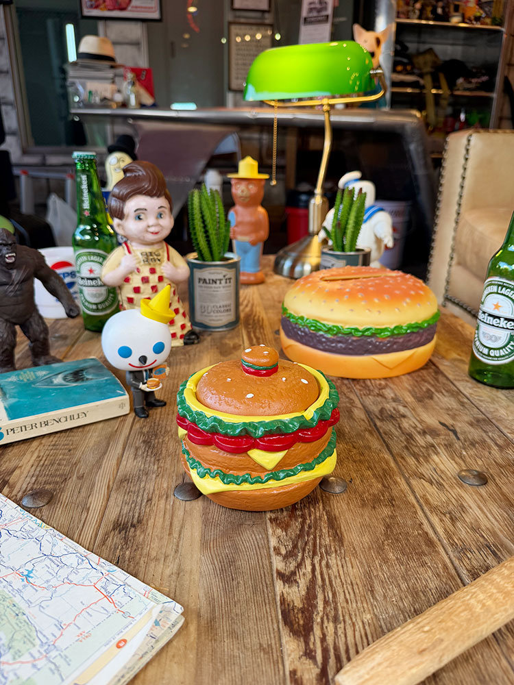 ハンバーガー　灰皿　＆　小物入れ　ポリレジン　オブジェ ■ アメリカン雑貨 アメリカ雑貨 |  | 02