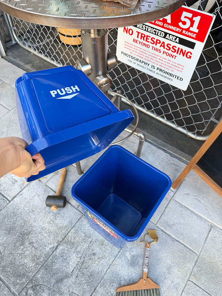 ミスターピーナッツ　ダストビン　20Lサイズ　（ネイビー）　ゴミ箱　トラッシュカン ■ アメリカン雑貨 アメリカ雑貨  爆買 |  | 06