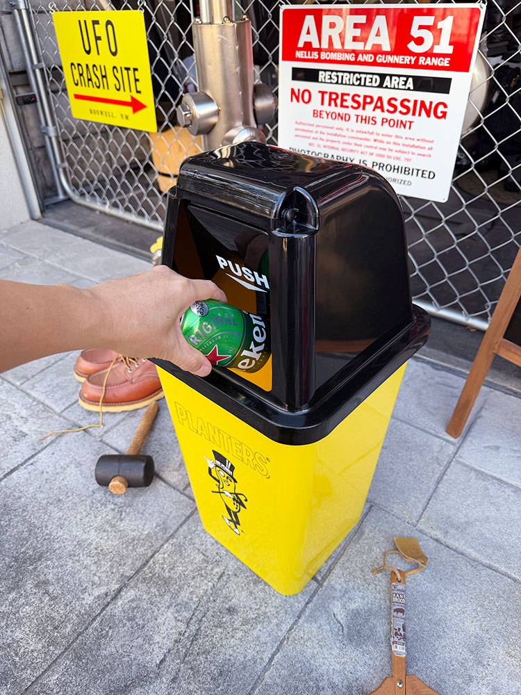 ミスターピーナッツ　ダストビン　20Lサイズ　（イエロー×ブラック）　ゴミ箱　トラッシュカン ■ アメリカン雑貨 アメリカ雑貨  爆買 |  | 03