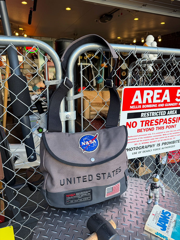 NASA　ショルダーバッグ　RED CANOE　レッドカヌー ■ アメリカン雑貨 アメリカ雑貨 | 
