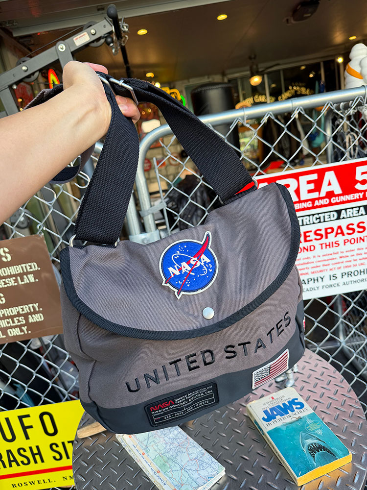 NASA　ショルダーバッグ　RED CANOE　レッドカヌー ■ アメリカン雑貨 アメリカ雑貨 |  | 08