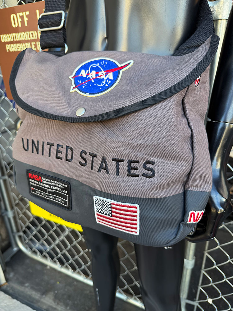 NASA　ショルダーバッグ　RED CANOE　レッドカヌー ■ アメリカン雑貨 アメリカ雑貨 |  | 11