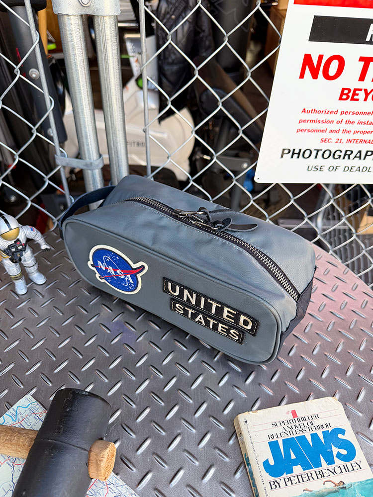 NASA　メディカルキット　ペンケース　トイレタリーキット　RED CANOE　レッドカヌー ■ アメリカン雑貨 アメリカ雑貨 |  | 01