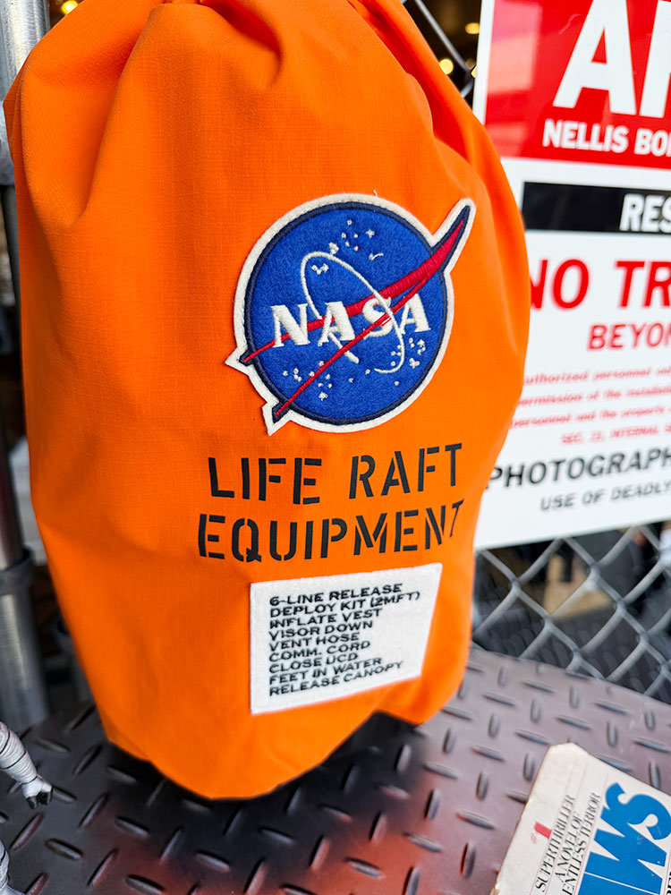 NASA　リップストップバッグ　スタッフサック　RED CANOE　レッドカヌー ■ アメリカン雑貨 アメリカ雑貨 |  | 03