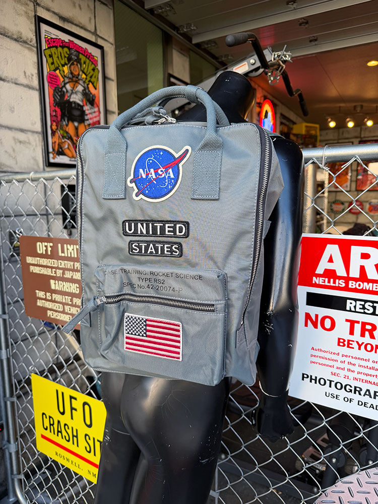 NASA　バックパック　リュック　RED CANOE　レッドカヌー ■ アメリカン雑貨 アメリカ雑貨 |  | 01