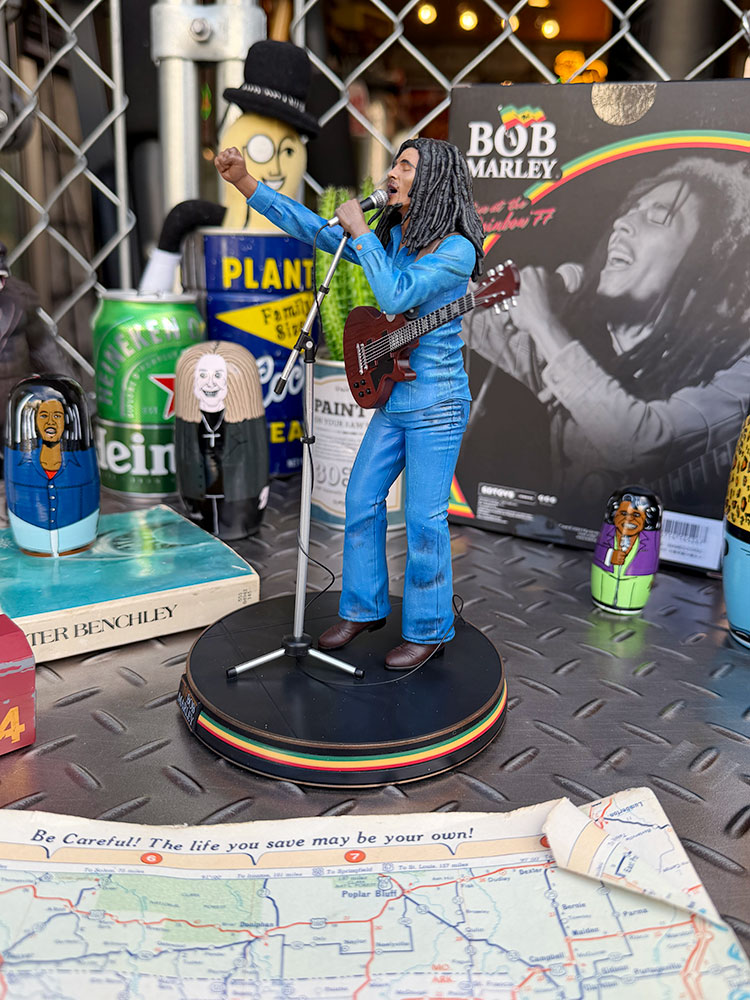 SDトイ　ボブ・マーリー　PVC　フィギュア　（Live at the Rainbow '77）　公式グッズ ■ アメリカン雑貨 アメリカ雑貨 |  | 04