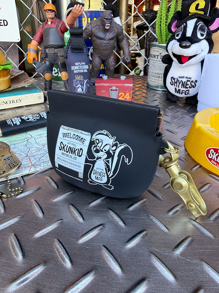 シャイネス スカンキッド シリコンポーチ 小物入れ 小銭入れ 電子