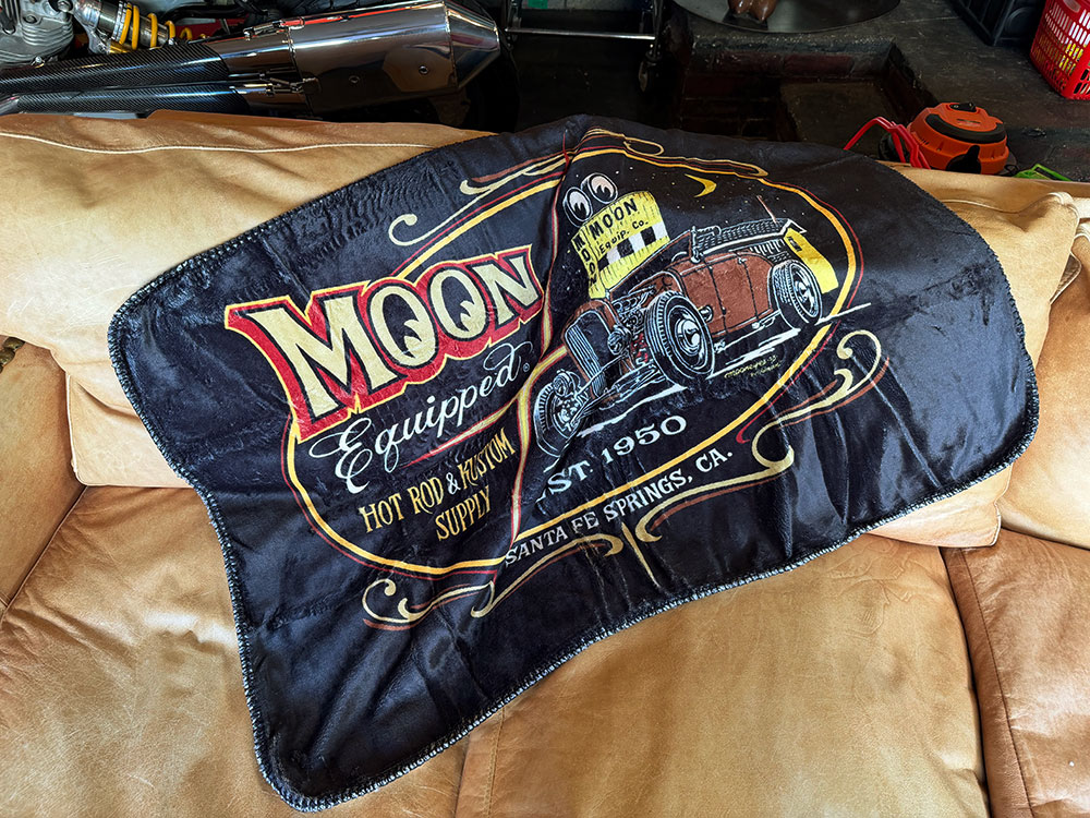 ムーンイクイップド　ロードスター　フリースブランケット　100cm×70cm　ムーンアイズ ■ アメリカン雑貨 アメリカ雑貨 | 