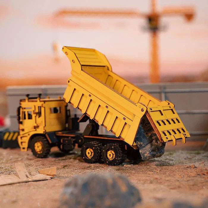 つくるんです！　働く乗り物シリーズ　3Dウッドパズル　ダンプトラック　DIYキット　（説明書付き）　塗装不要　見本通りに完成します |  | 01