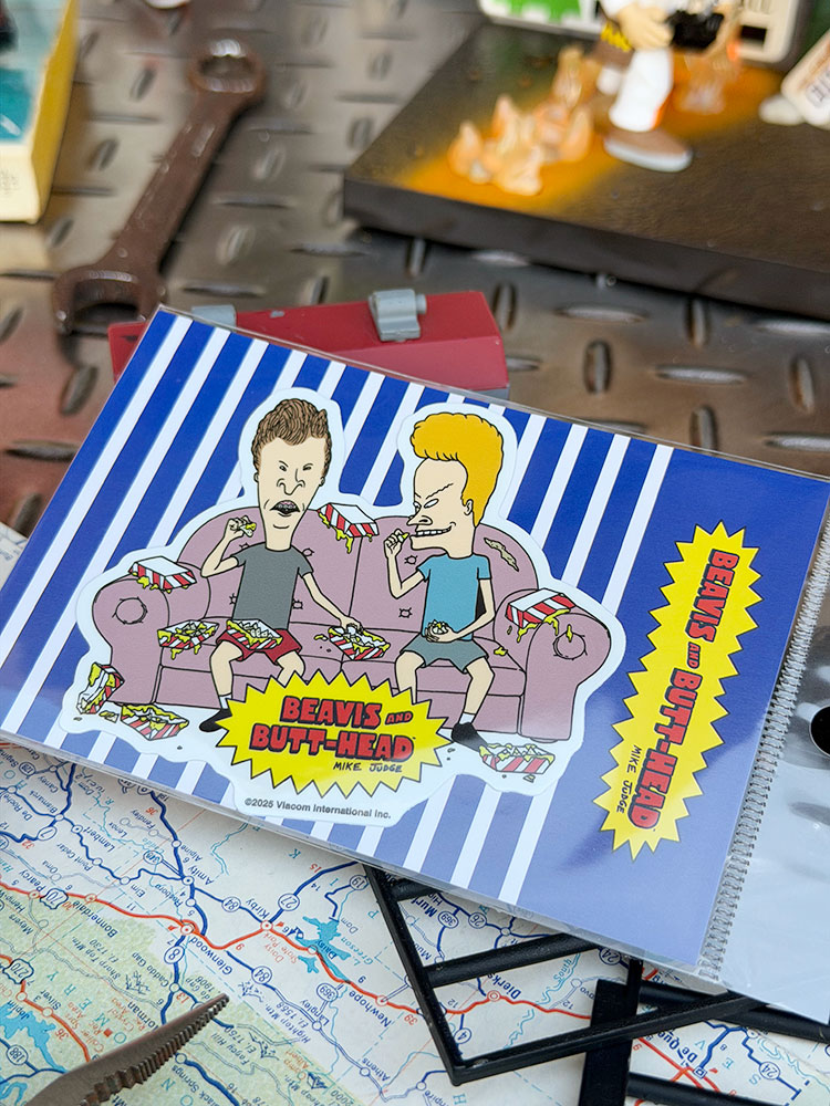 ビーバス＆バットヘッド オフィシャル ダイカット ステッカー （ソファ