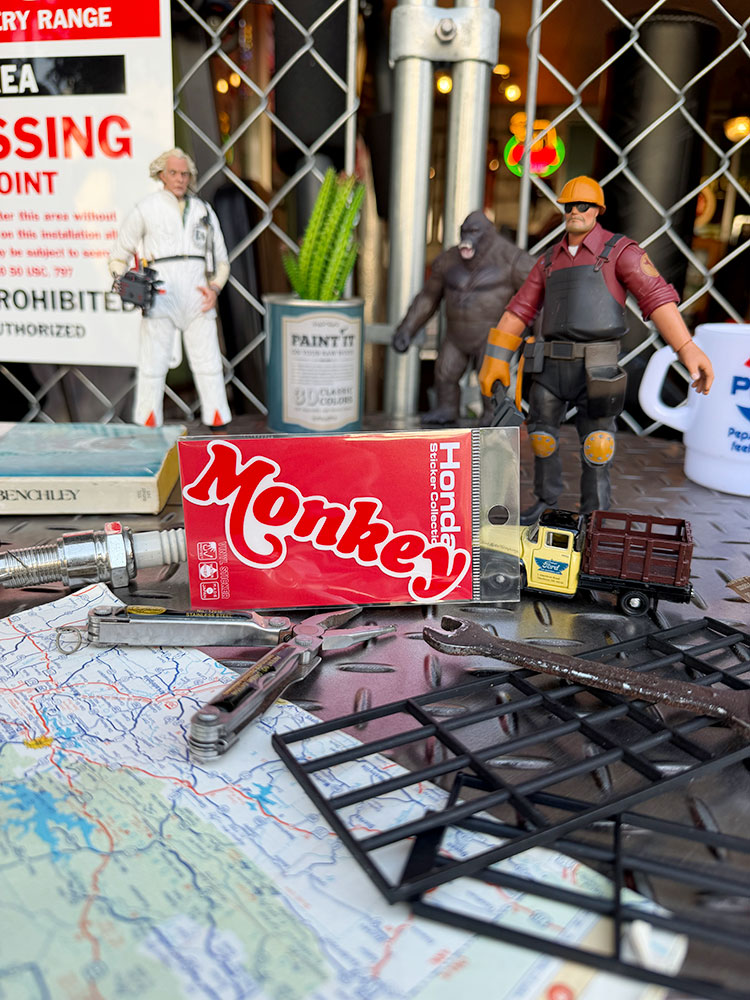 HONDA　ホンダ　バイク　ロゴ　オフィシャル　ステッカー　（モンキー） ■ アメリカン雑貨 アメリカ雑貨 |  | 01