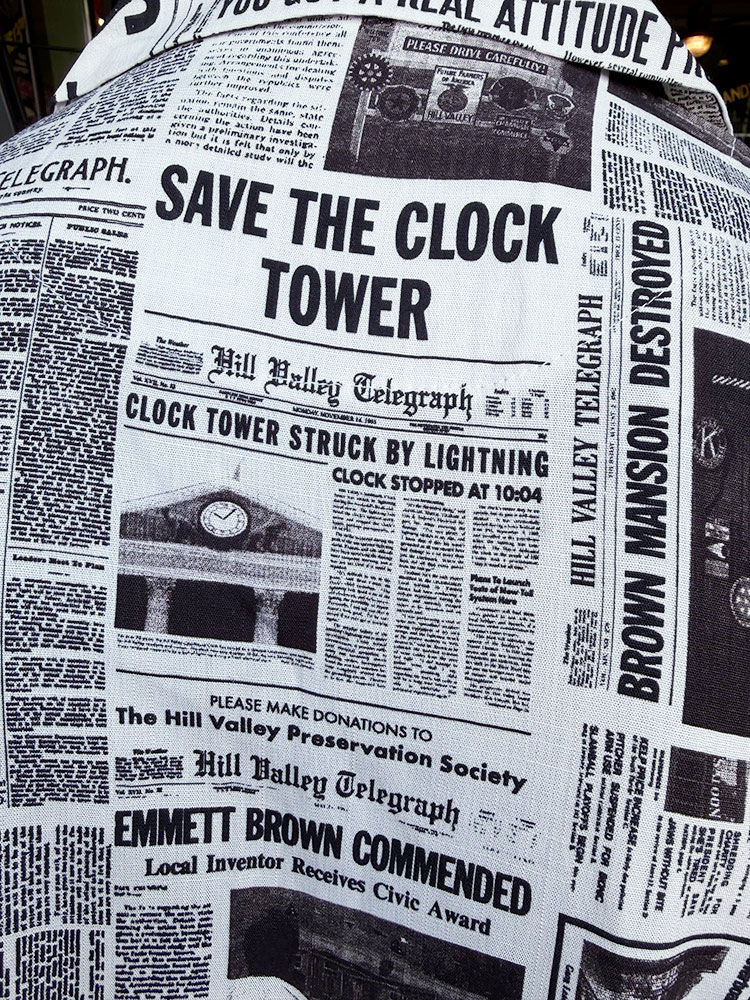 映画　バック・トゥ・ザ・フューチャー　オフィシャル　ニュースペーパー　アロハシャツ　（LLサイズ）　キャラジャン　Lサイズは展開なし |  | 05