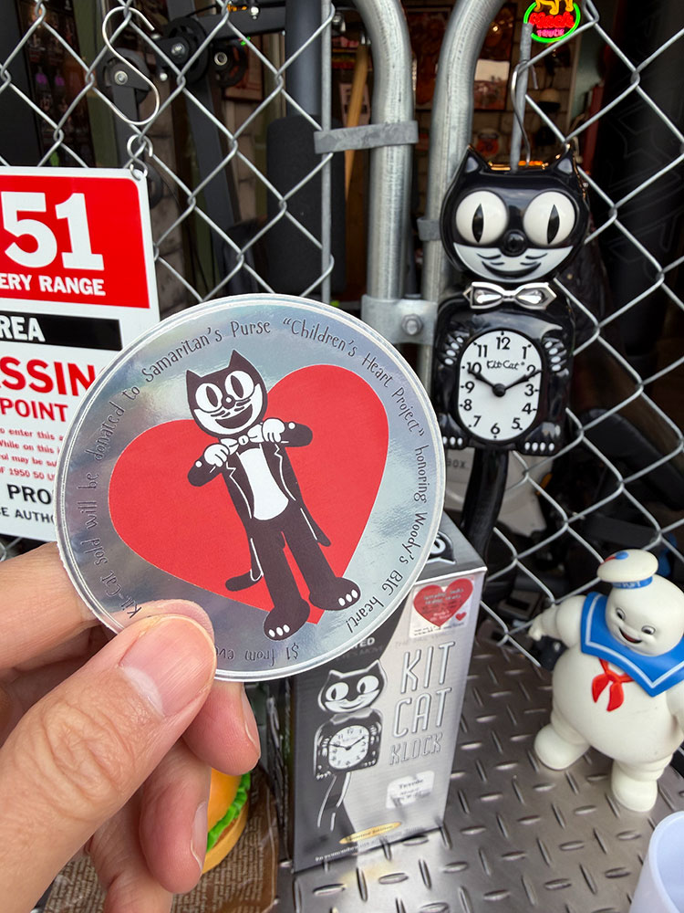 誕生90周年　限定モデル　キットキャット　クロック　リミテッドエディション　（タキシードブラック） ■ アメリカン雑貨 アメリカ雑貨 |  | 06