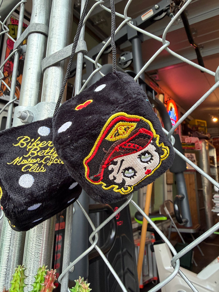 ベティ・ブープ　ファジーダイス　（ブラック）　ハンギングダイス ■ アメリカン雑貨 アメリカ雑貨 |  | 02