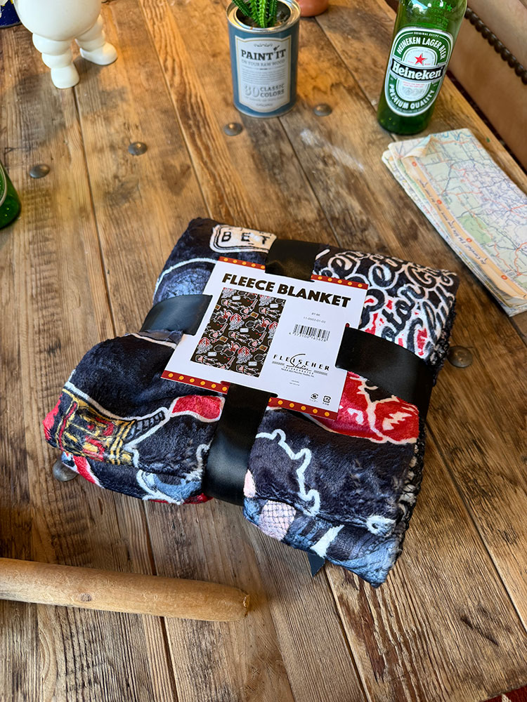 ベティ・ブープ　フリースブランケット　100cm×70cm　（ブラック） ■ アメリカン雑貨 アメリカ雑貨 |  | 05