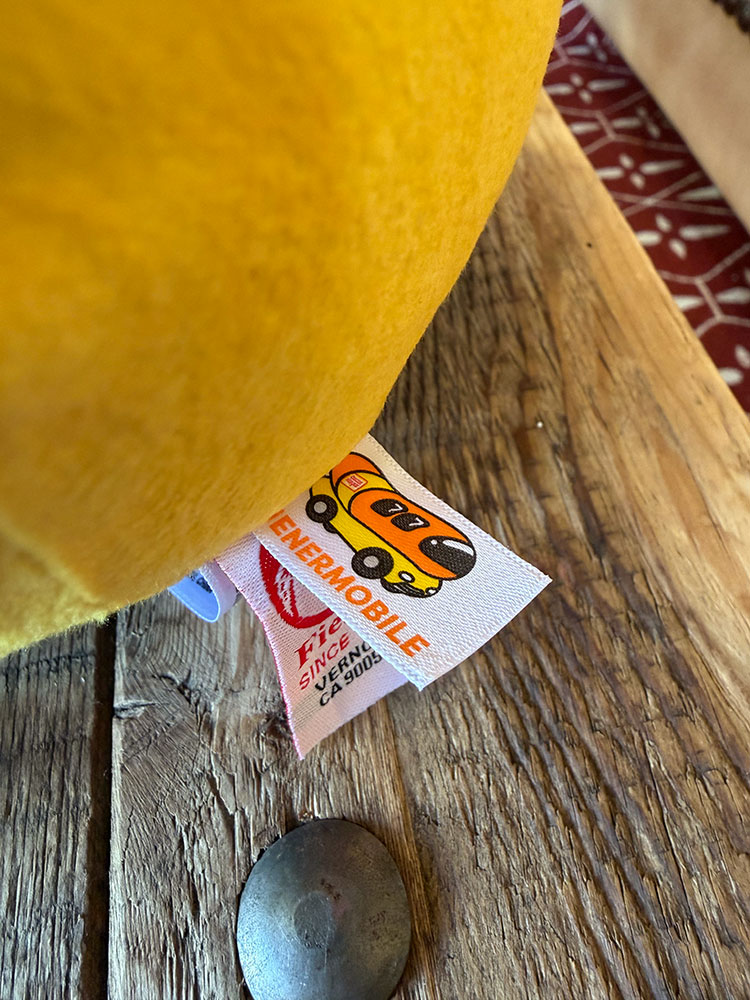 オスカーメイヤー ウインナーモービル ぬいぐるみ （Lサイズ） 単品 ■ アメリカン雑貨 アメリカ雑貨の画像