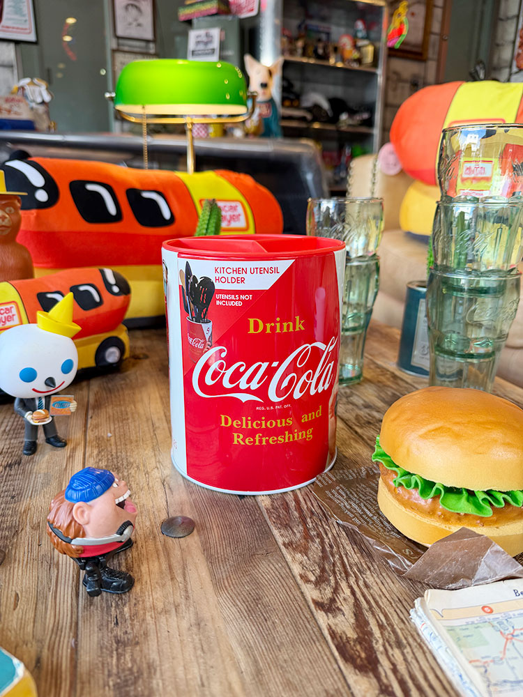 コカ・コーラ　キッチンツールホルダー　（コンツアーボトル） ■ アメリカン雑貨 アメリカ雑貨 | Coca Cola | 02