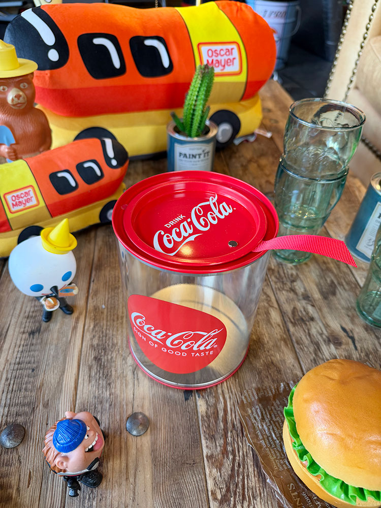 コカ・コーラ　クリアストレージ　（ラウンドロゴ） ■ アメリカン雑貨 アメリカ雑貨 | Coca Cola | 01