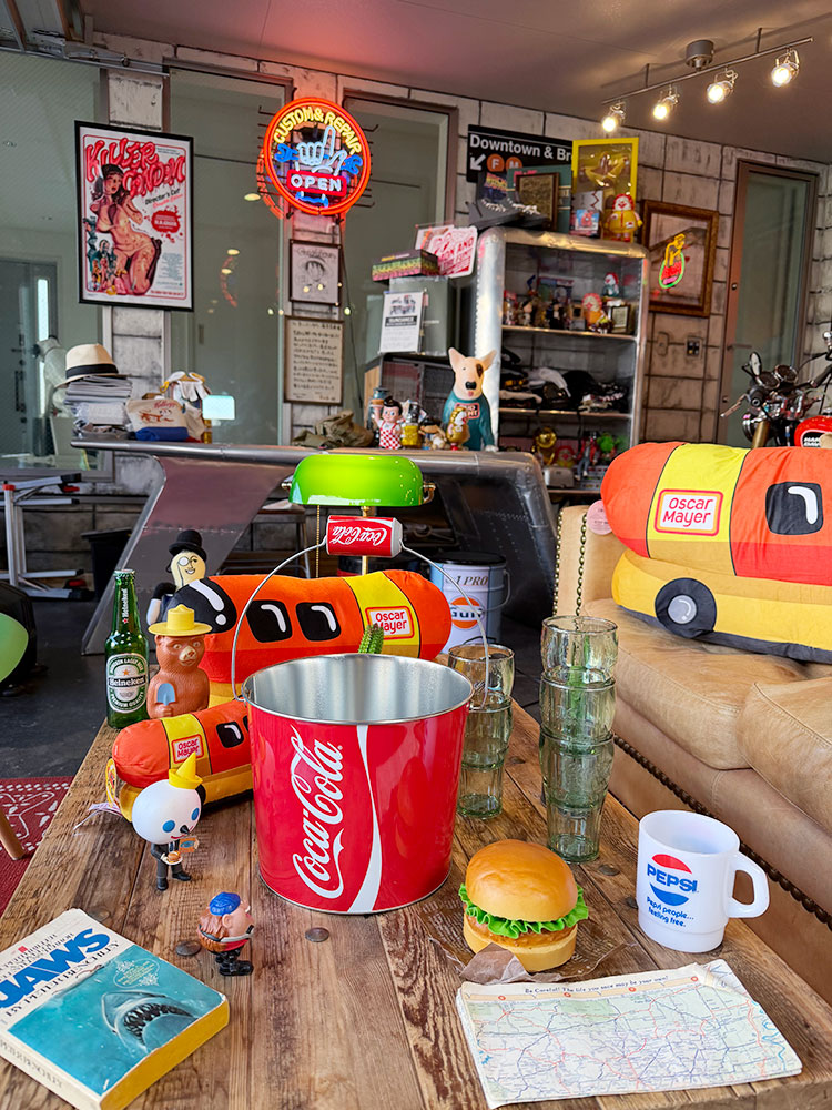 コカ・コーラ　コーク缶型ハンドル　ビバレッジ　バケツ ■ アメリカン雑貨 アメリカ雑貨 | Coca Cola | 03