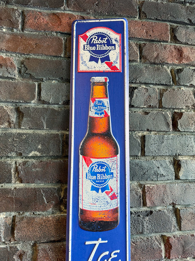 パブスト　ビアボトル　バーティカルサイン　ブリキ看板　エンボス　ティンサイン |  | 01