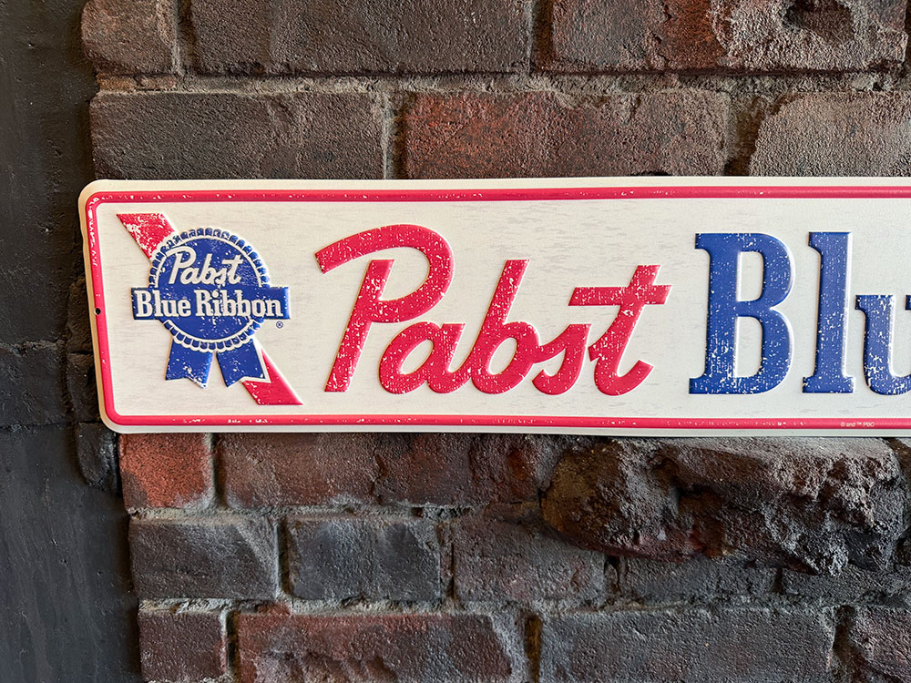パブスト ブルーリボン　ストリートサイン　エンボス　ティンサイン　ブリキ看板 ■ アメリカン雑貨 アメリカ雑貨 |  | 01