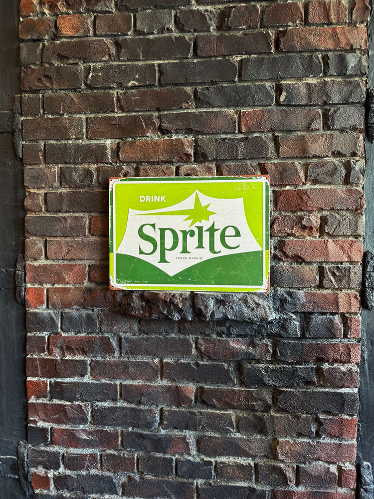 スプライト　ロゴ　エンボス　ティンサイン　ブリキ看板 ■ アメリカン雑貨 アメリカ雑貨 |  | 02