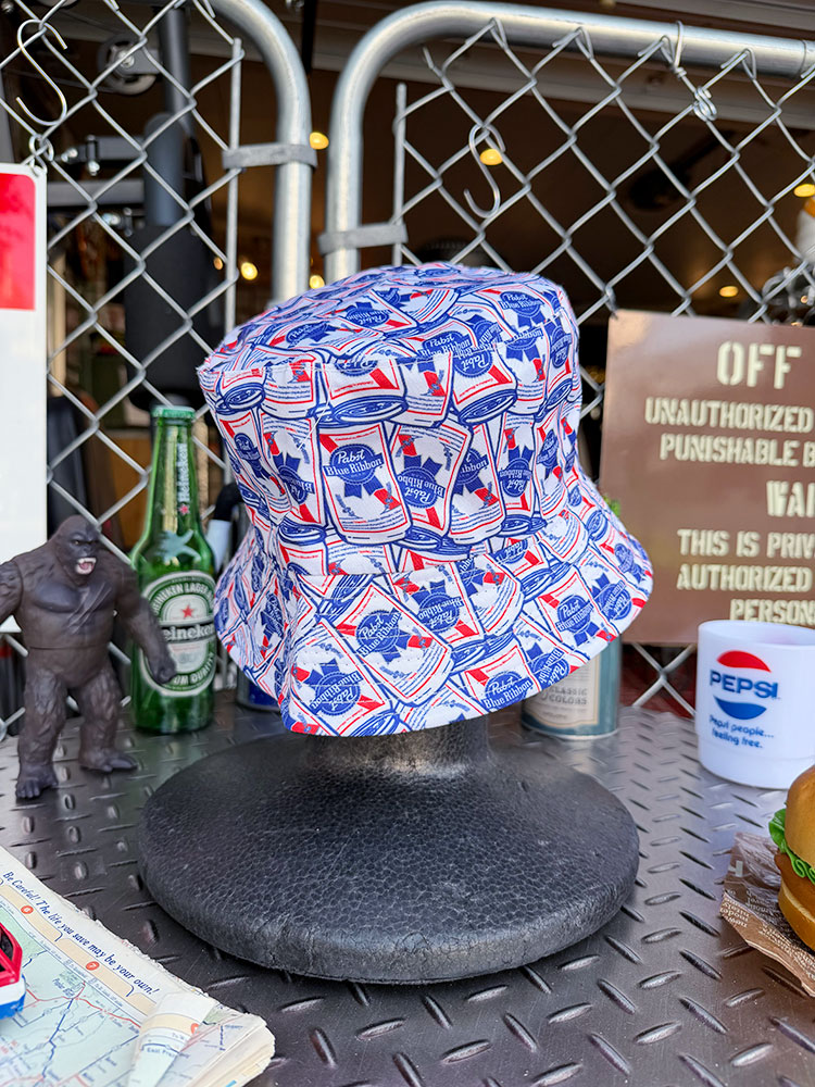 パブスト　ブルーリボン　総柄　バケットハット　帽子 |  | 02