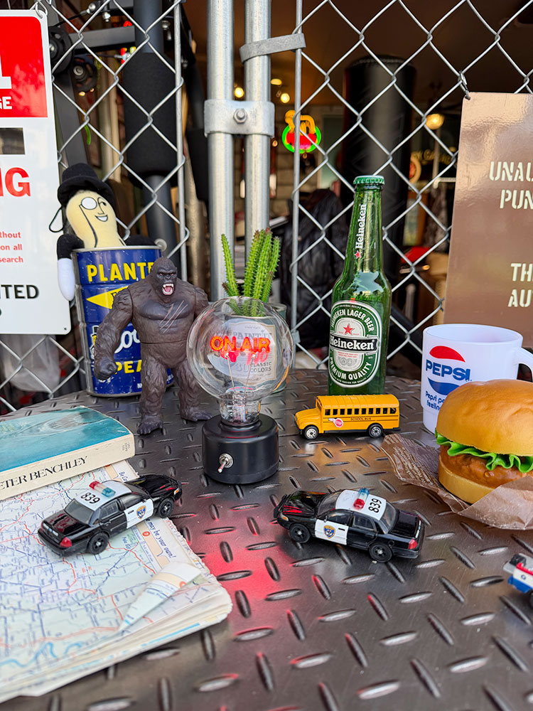 LED　バルブライト　（オンエアー/ON AIR）　単四電池＆USB電源の両方対応 ■ アメリカン雑貨 アメリカ雑貨 |  | 06