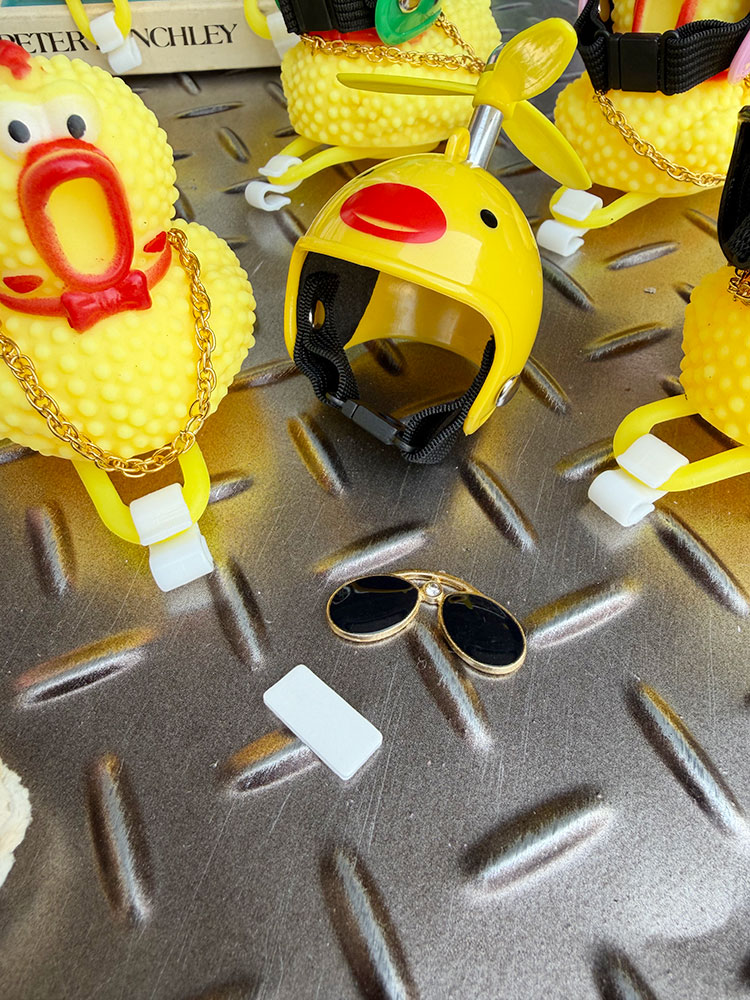 ヘルメット　ラバーチキン　バイク＆自転車　ハンドルマスコット　（全8種セット） ■ アメリカン雑貨 アメリカ雑貨 |  | 02