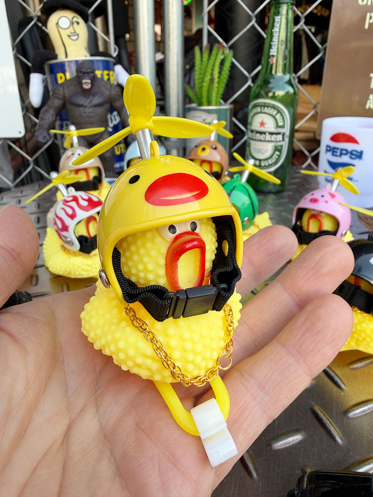 ヘルメット　ラバーチキン　バイク＆自転車　ハンドルマスコット　（全8種セット） ■ アメリカン雑貨 アメリカ雑貨 |  | 06