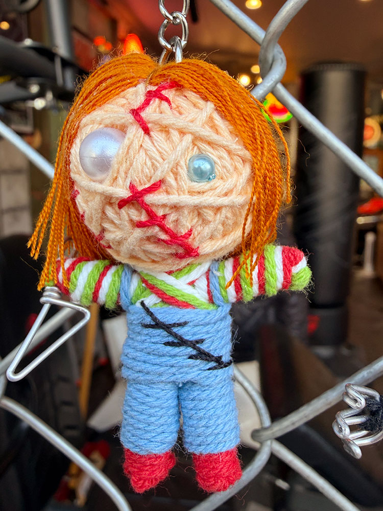 そんなつもりのブードゥー人形　ホラー映画キャラクター　キーホルダー　（チャッキー）　単品 ■ アメリカ雑貨 アメリカン雑貨 |  | 01