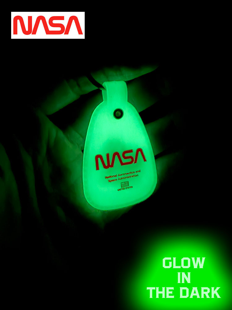 暗闇で光る！　蓄光　NASA　ウエスタンサドル　オフィシャル　キーホルダー　（グローインザダーク）　MADE IN U.S.A. | 