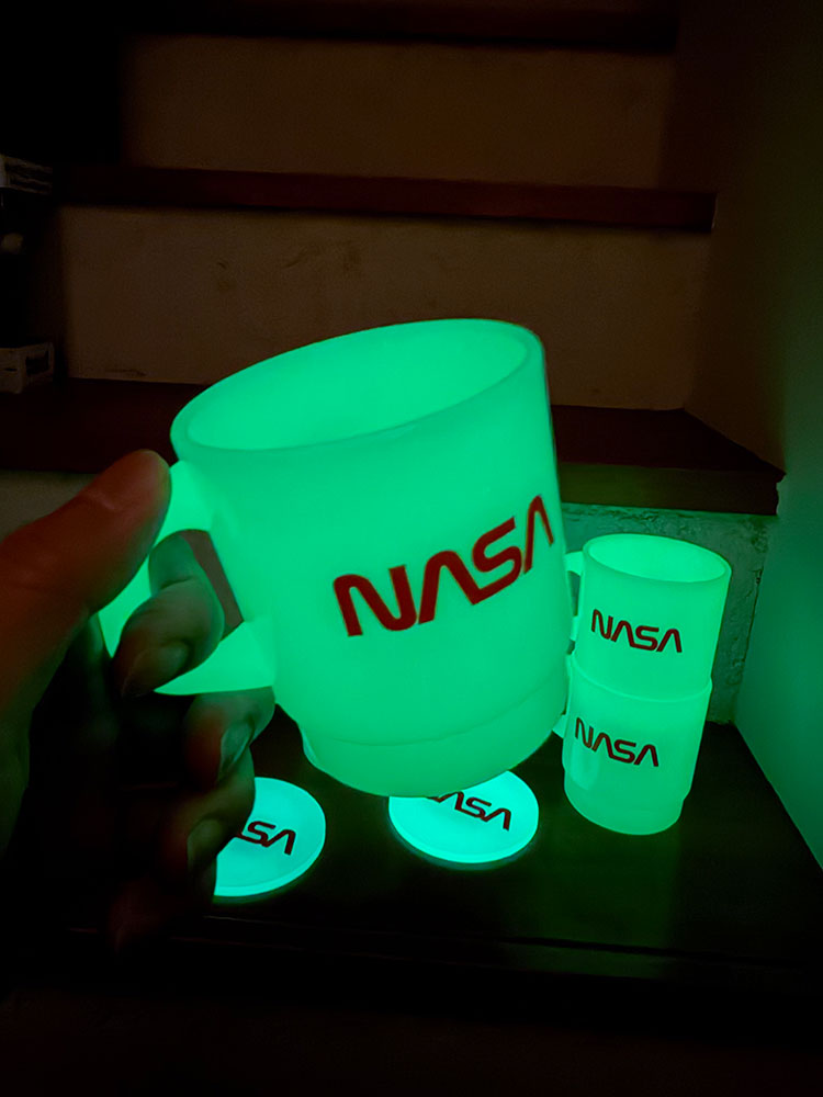 暗闇で光る！　NASA　スタッキングマグ　（蓄光タイプ）　単品　330ml ■ アメリカン雑貨 アメリカ雑貨 |  | 06