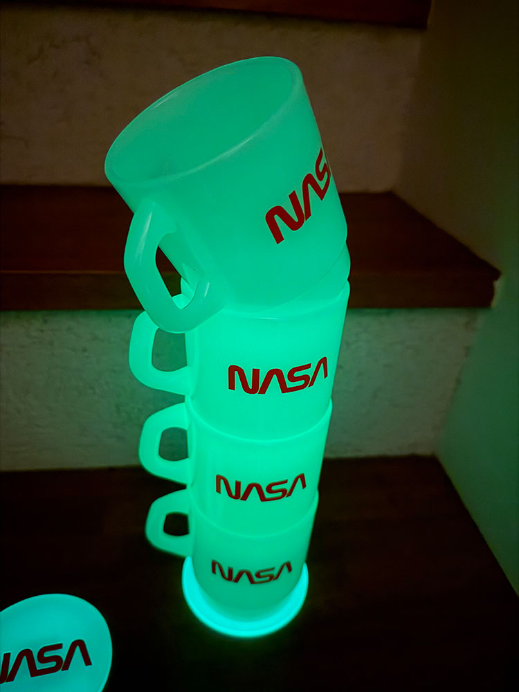 暗闇で光る！　NASA　スタッキングマグ　（蓄光タイプ）　単品　330ml ■ アメリカン雑貨 アメリカ雑貨 |  | 02