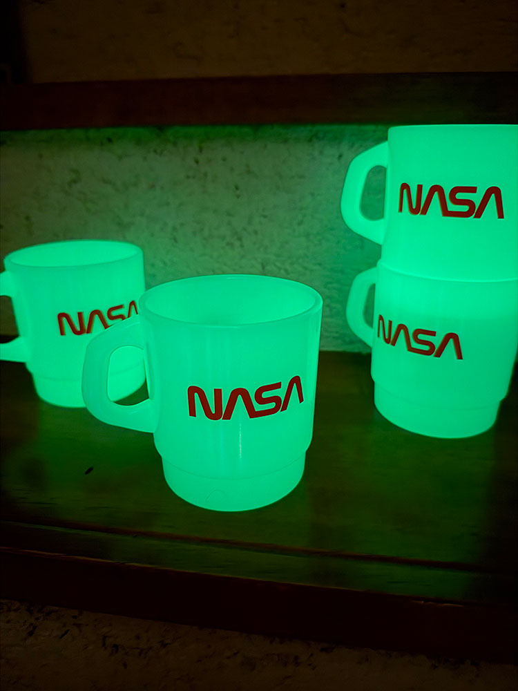 暗闇で光る！　NASA　スタッキングマグ　（蓄光タイプ）　単品　330ml ■ アメリカン雑貨 アメリカ雑貨 |  | 05