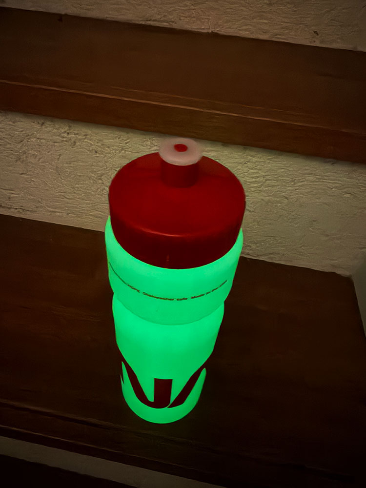 暗闇で光る！　蓄光仕様　NASA　オフィシャル　スポーツボトル　ウォーターボトル　MADE IN U.S.A. ■ アメリカン雑貨 アメリカ雑貨 |  | 02