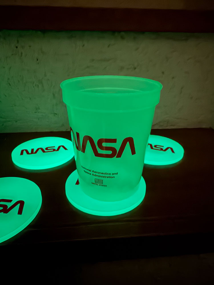 暗闇で光る! 蓄光 NASA アストロ グロー カップ MADE IN U.S.A. ■ アメリカン雑貨 アメリカ雑貨 関連画像1