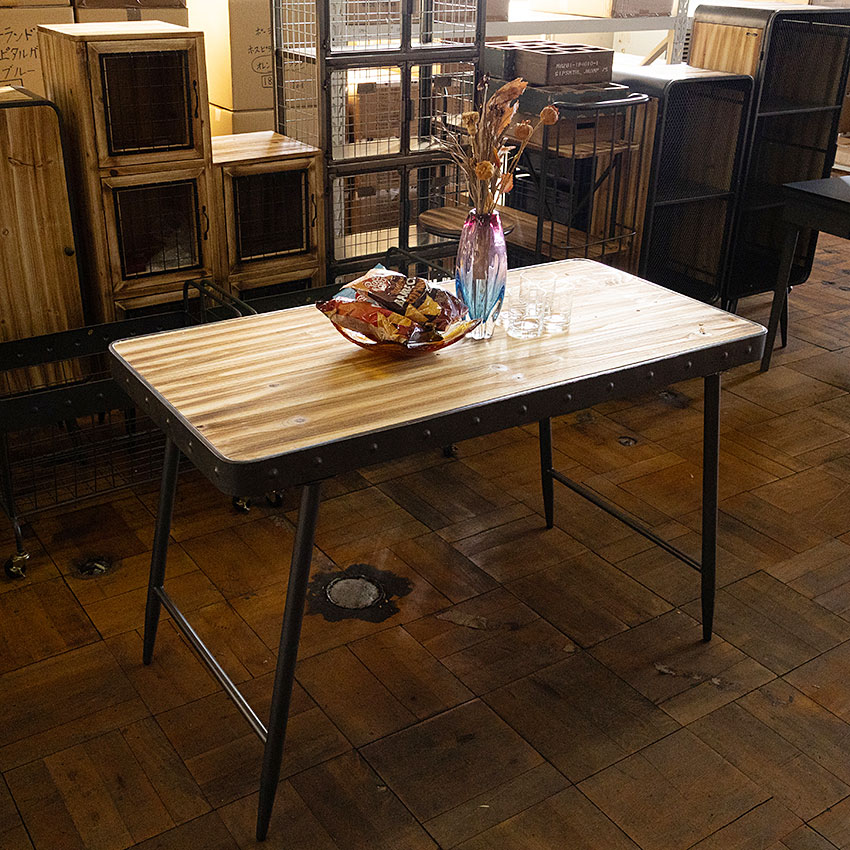 ミリタリーテイスト　ウッド＆アイアン　テーブル　グレー　全国送料無料（沖縄・離島除く）　秘密基地系ファニチャー　FML 爆買 |  | 01