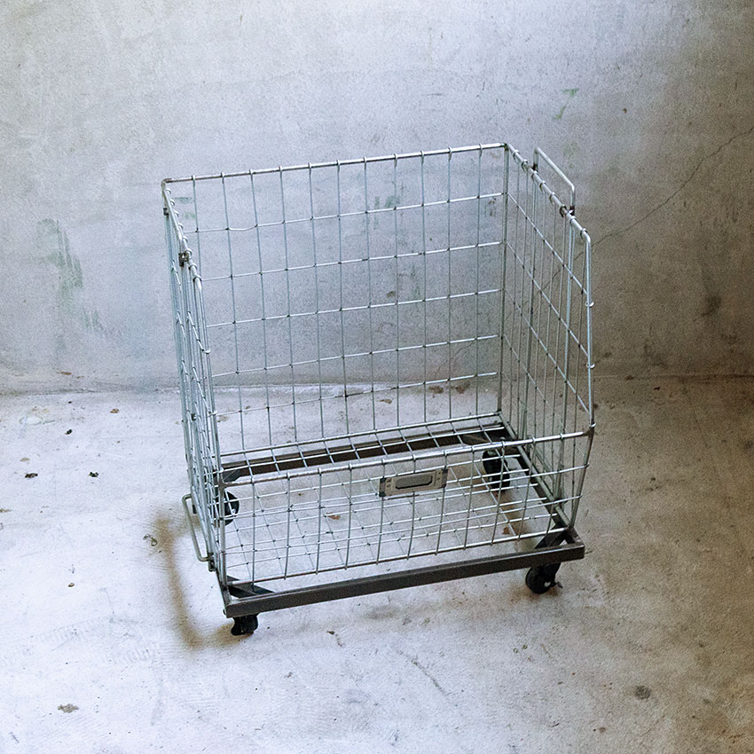 MODEL2513専用　ミリタリーテイスト　メッシュスタッキングケース　キャスター台　※バスケットは別売です |  | 02