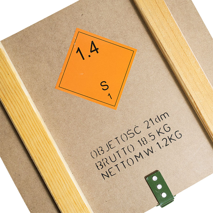 ミリタリーテイスト　ポーランドタイプ　アンモボックス　メタルフレーム　（4個セット）　全国送料無料（沖縄・離島除く）　秘密基地　FML |  | 08