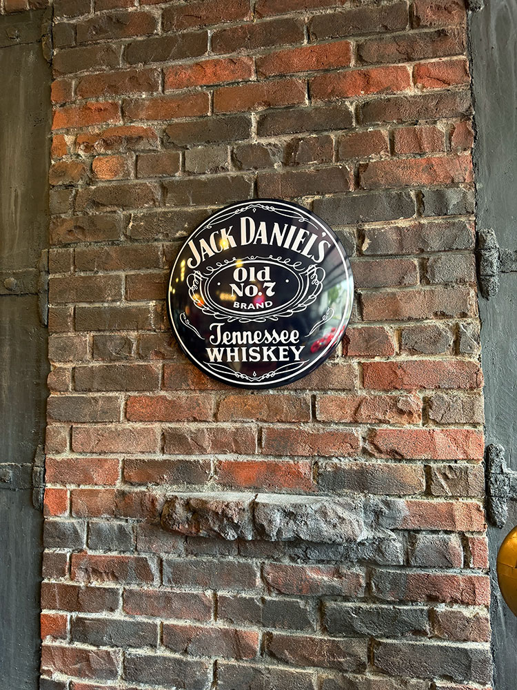 ジャックダニエル　ドームサイン　ブリキ看板 ■ アメリカン雑貨 アメリカ雑貨 |  | 03