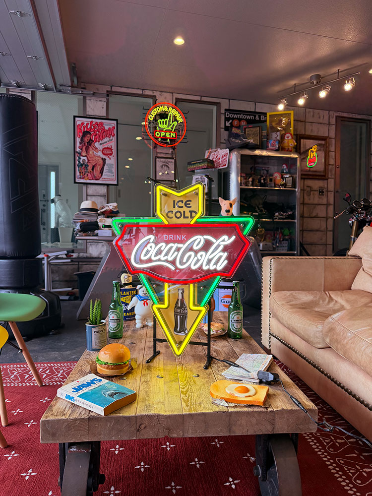 コカ・コーラ　昔のネオン管風　LEDサイン　（アローカット）　ネオLEDサイン ■ アメリカン雑貨 アメリカ雑貨 | Coca Cola | 10