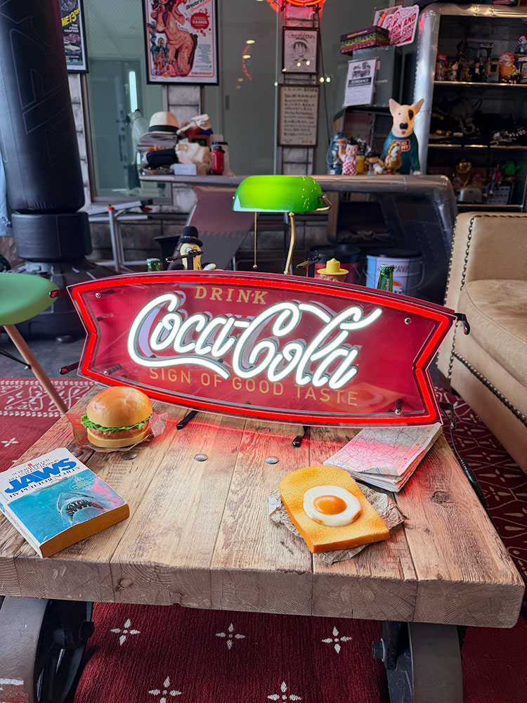 コカ・コーラ　昔のネオン管風　LEDサイン　（フィッシュテール）　ネオLEDサイン ■ アメリカ雑貨 アメリカン雑貨 | Coca Cola | 01