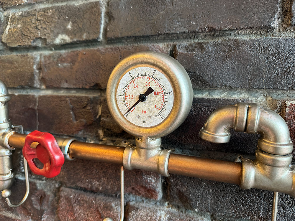 スチームパンク　インダストリアル　ウォール3フック　（シルバー×レッド） ■ アメリカン雑貨 アメリカ雑貨 |  | 02