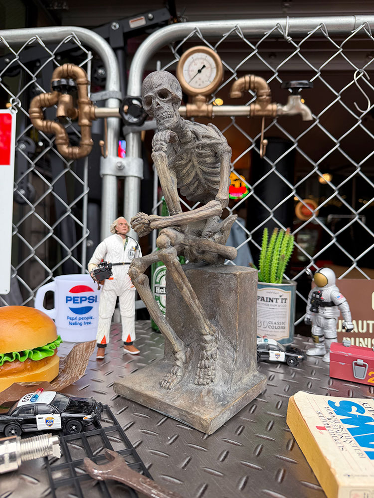 考えるガイコツ　ポリレジン　オブジェ ■ アメリカン雑貨 アメリカ雑貨 | 