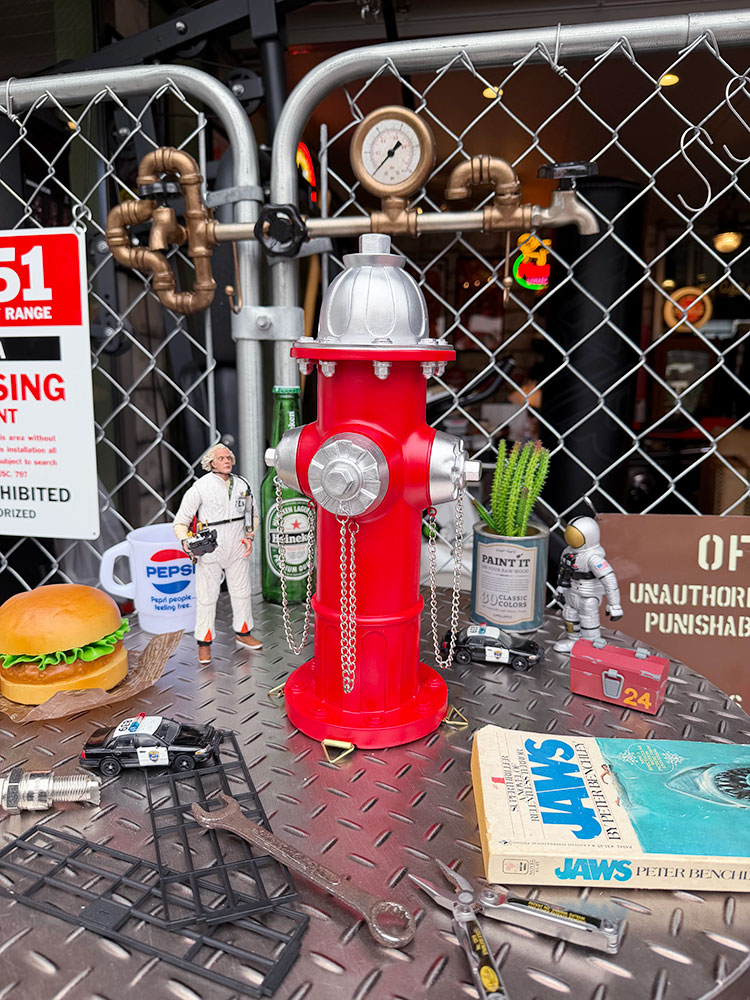 アメリカの消火栓　ポリレジン　オブジェ　（固定用ペグ付き） ■ アメリカ雑貨 アメリカン雑貨 |  | 03
