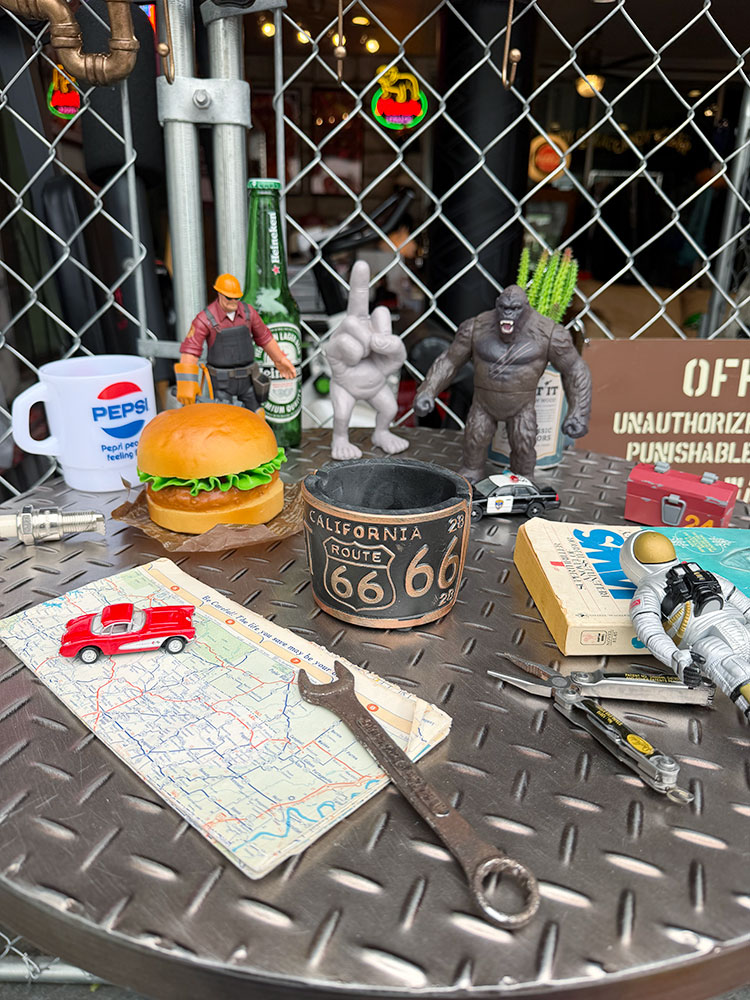 ルート66　ライセンスプレート　アッシュトレイ　灰皿　（丸型） ■ アメリカ雑貨 アメリカン雑貨 |  | 04